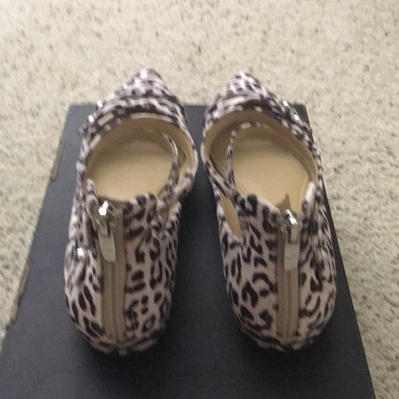 Marc Fisher Leopard Ankle Strap Flats - Picture 3 of 4